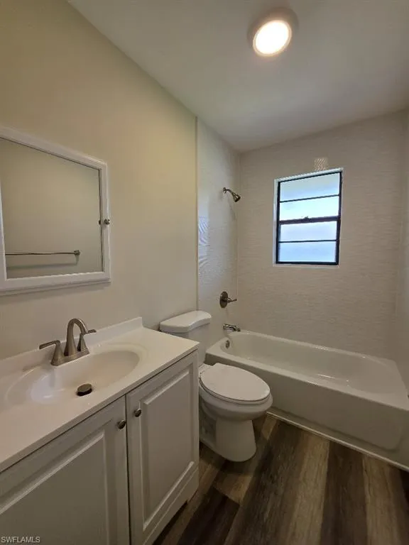 2455 Thomasson Drive #B Naples, FL 34112
