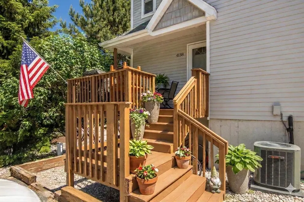 4138 Sherwood Forest Drive East Bay Township, MI 49686