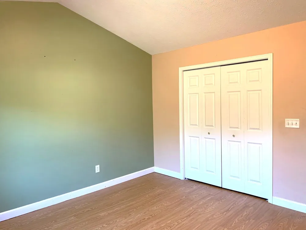 4138 Sherwood Forest Drive East Bay Township, MI 49686