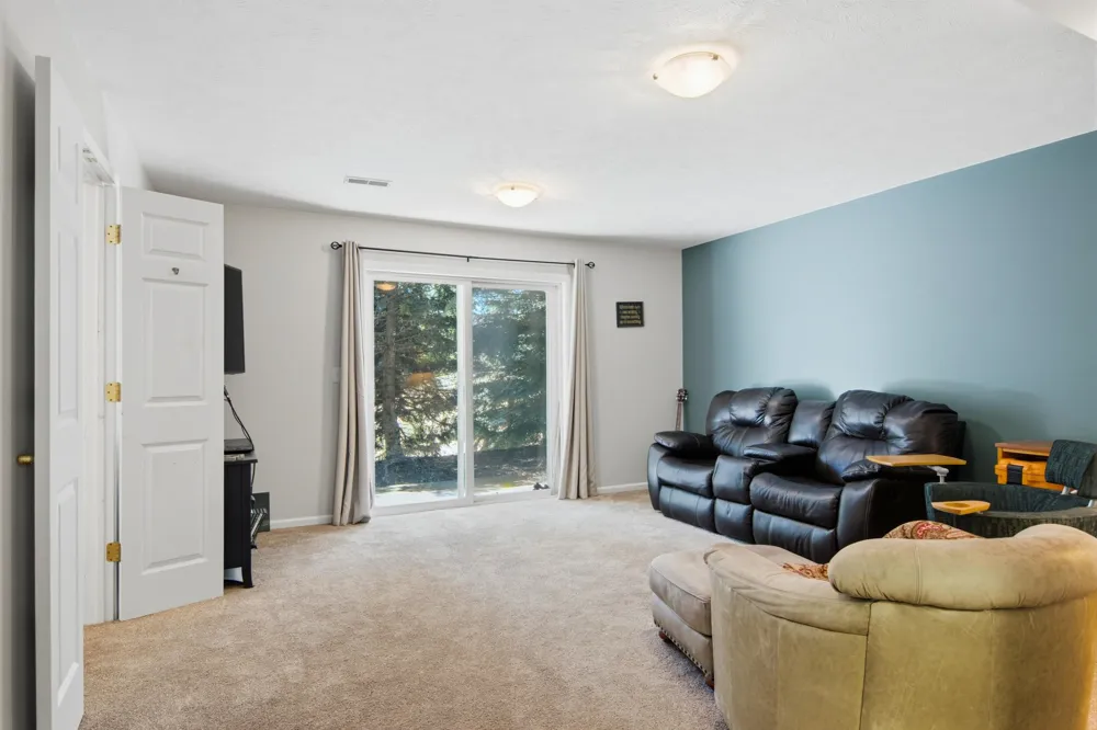 4138 Sherwood Forest Drive East Bay Township, MI 49686