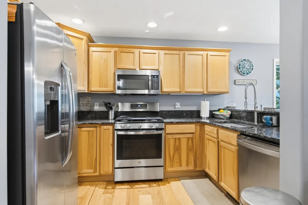 4138 Sherwood Forest Drive East Bay Township, MI 49686