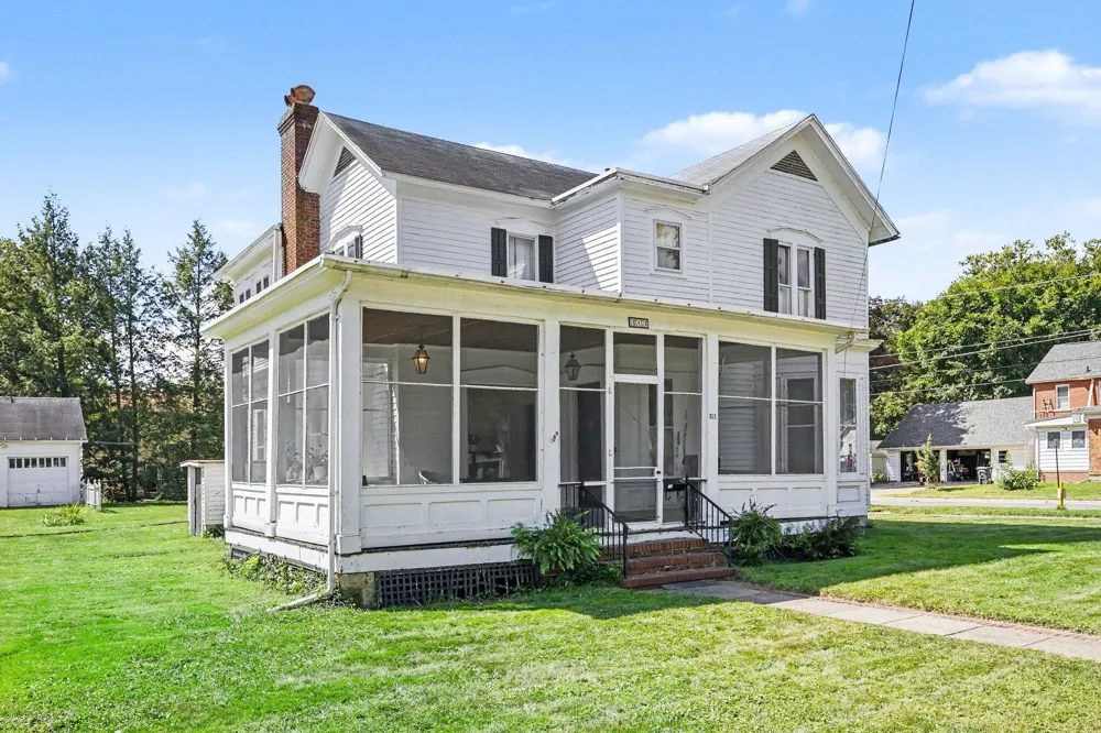 313 W Front Street Buchanan City, MI 49107