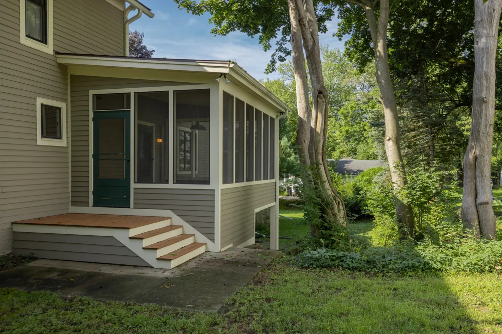 318 Ann Arbor Street Unknown, MI 48158