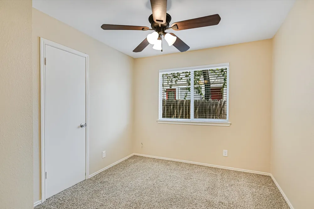 519 Cutty Trail #B Lakeway, TX 78734
