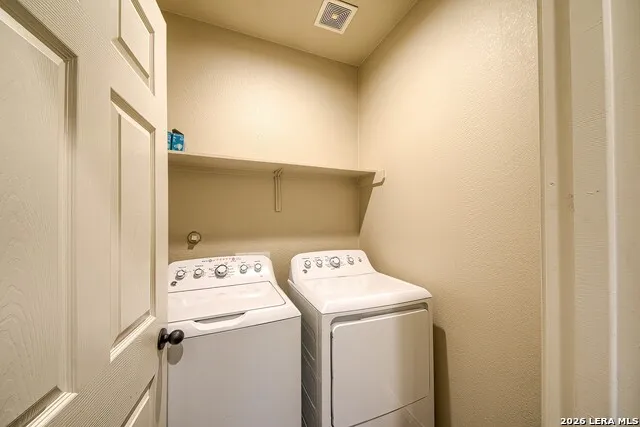 402 JOANNE LOOP Buda, TX 78610