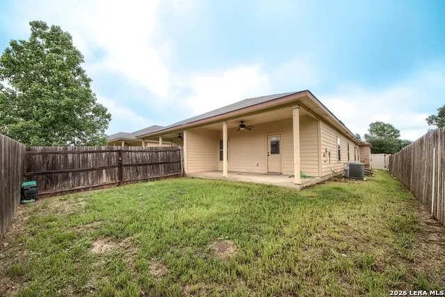 402 JOANNE LOOP Buda, TX 78610