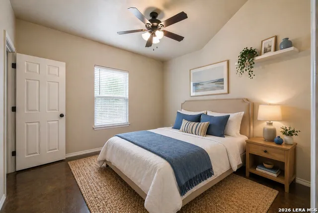 402 JOANNE LOOP Buda, TX 78610