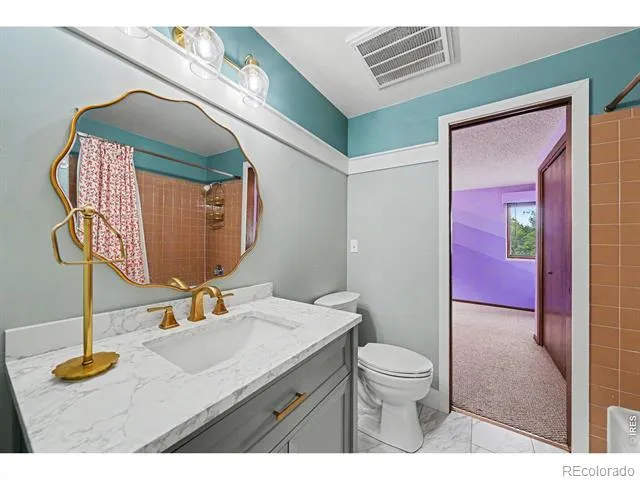 2126 Genoa Court Loveland, CO 80538