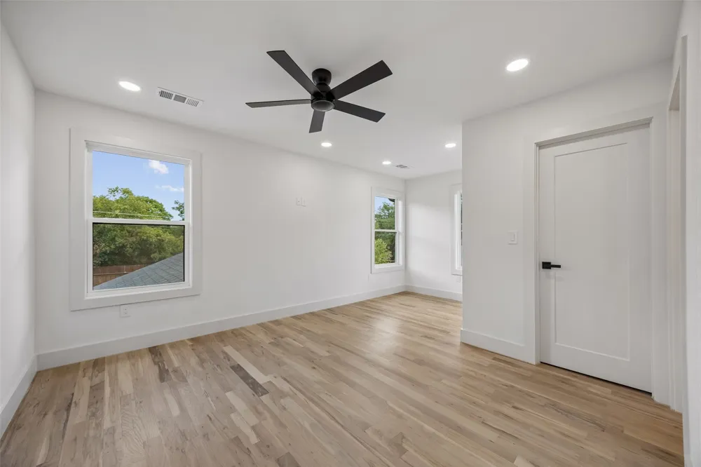 10310 Mosscrest Drive Dallas, TX 75238