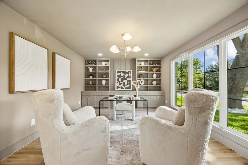 10310 Mosscrest Drive Dallas, TX 75238