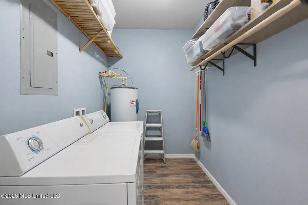 630 Bay Cove Drive Biloxi, MS 39532