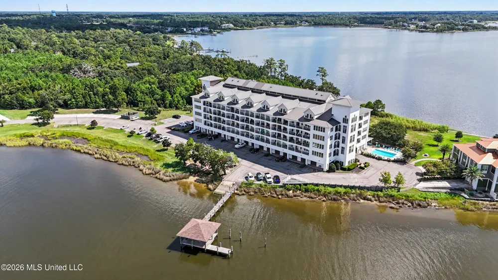 630 Bay Cove Drive Biloxi, MS 39532