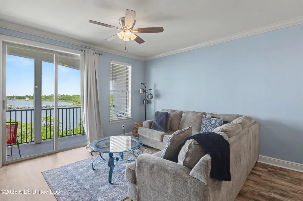 630 Bay Cove Drive Biloxi, MS 39532