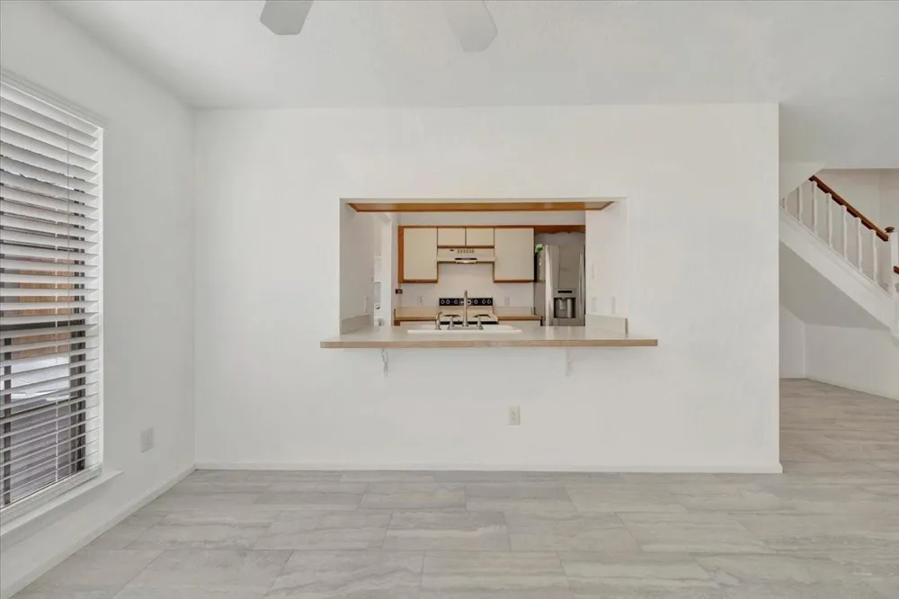 17287 Saturn Lane Houston, TX 77058