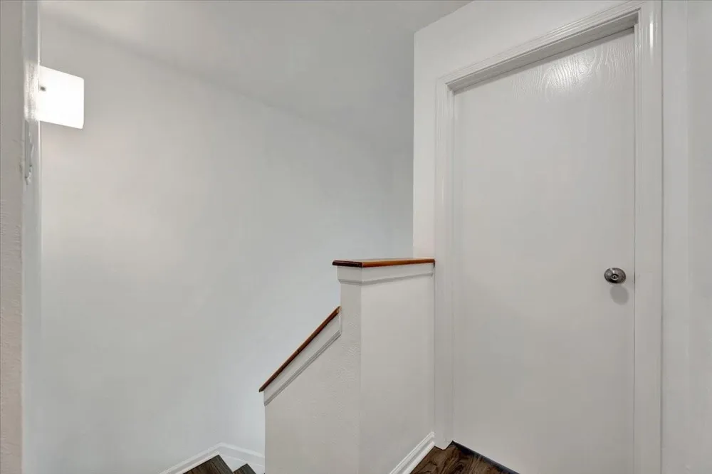 17287 Saturn Lane Houston, TX 77058
