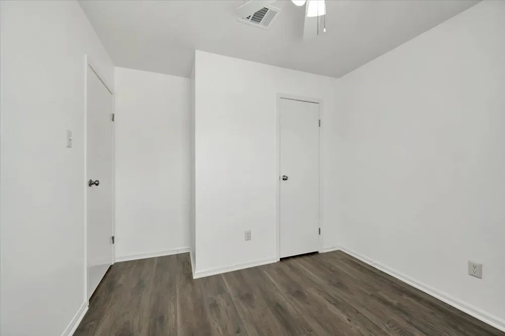 17287 Saturn Lane Houston, TX 77058