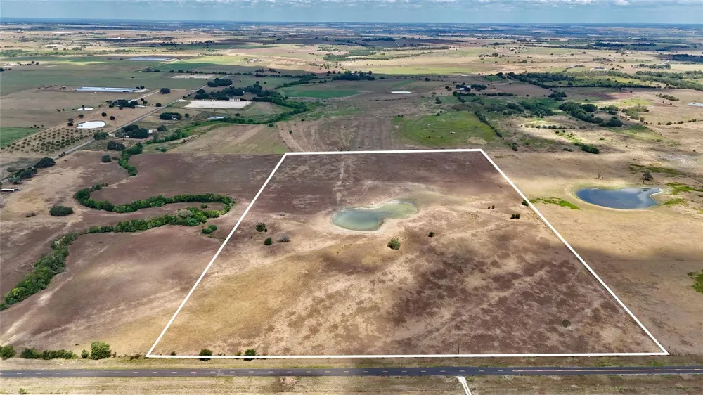 Fm 1891 Shiner, TX 77984