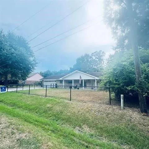 4802 Holly Street Orange, TX 77630