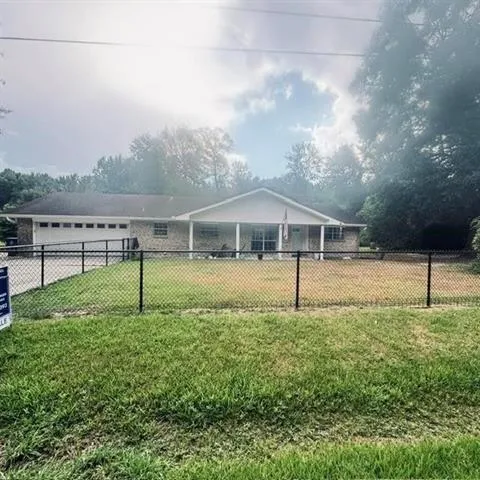 4802 Holly Street Orange, TX 77630