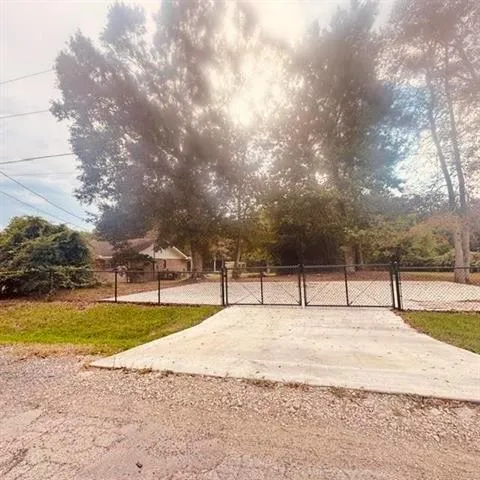 4802 Holly Street Orange, TX 77630