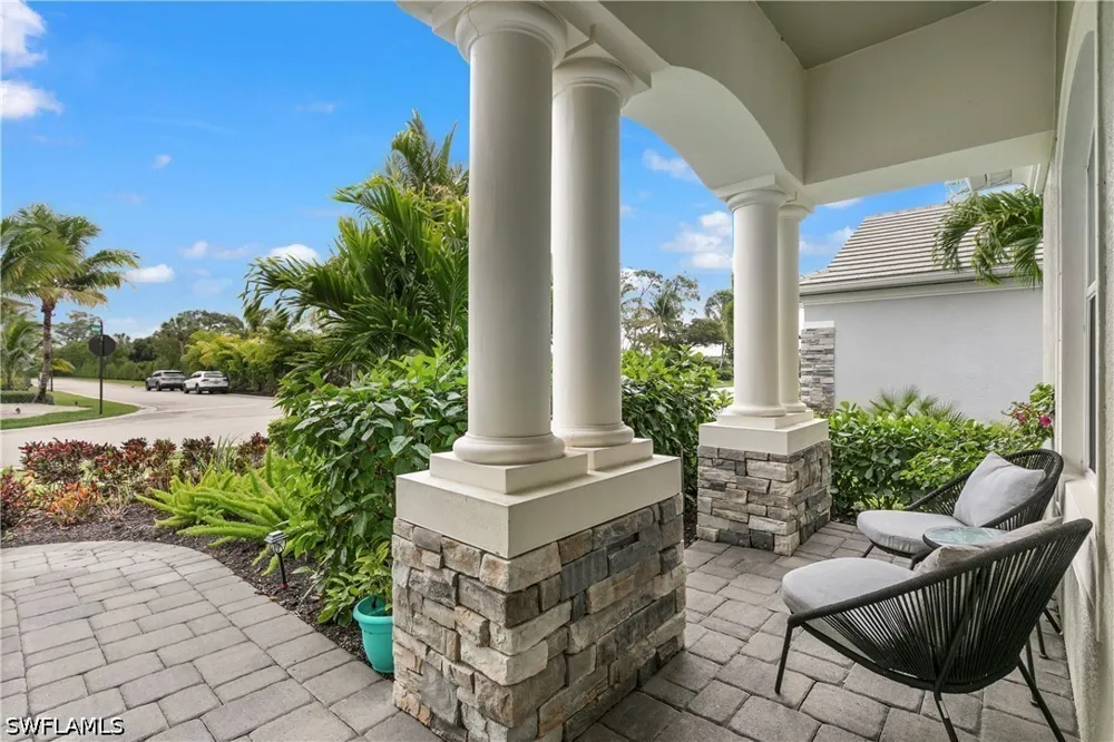Coconut Harbor Circle Fort Myers, FL 33908