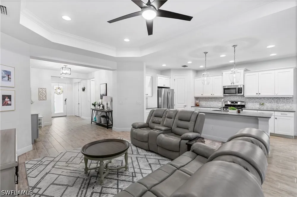 Coconut Harbor Circle Fort Myers, FL 33908
