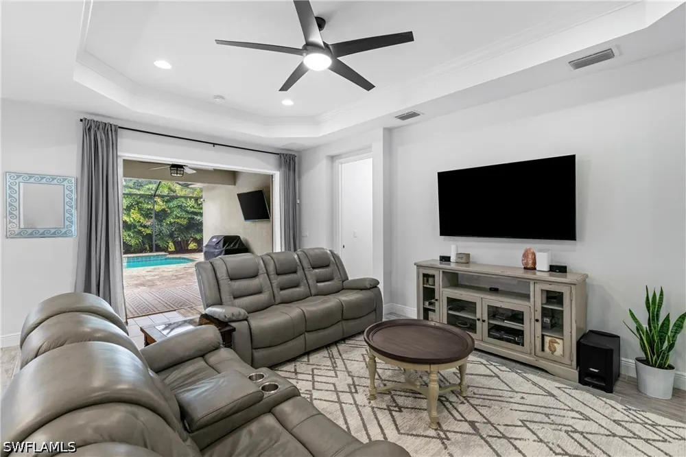 Coconut Harbor Circle Fort Myers, FL 33908