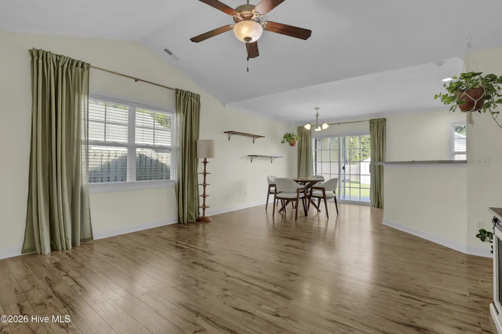 400 Blue Pennant Court Sneads Ferry, NC 28460