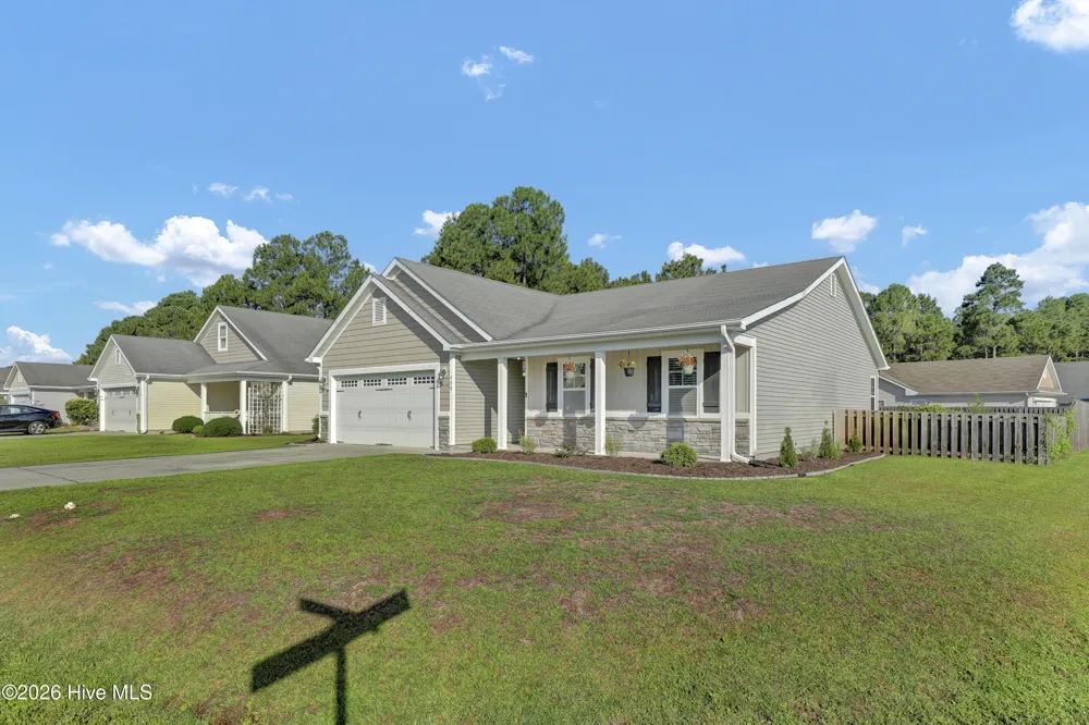 400 Blue Pennant Court Sneads Ferry, NC 28460