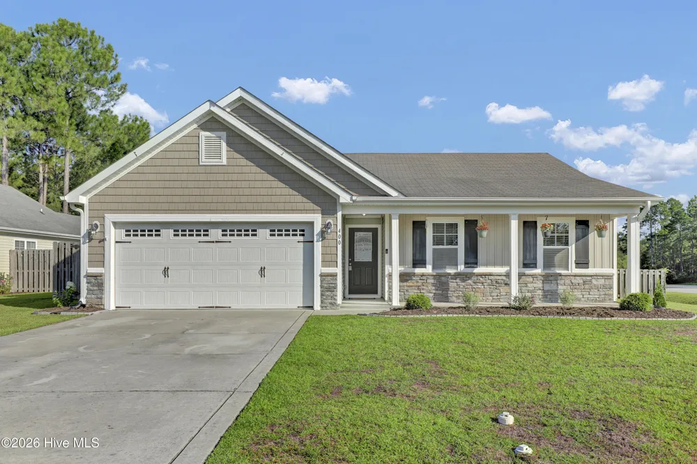 400 Blue Pennant Court Sneads Ferry, NC 28460