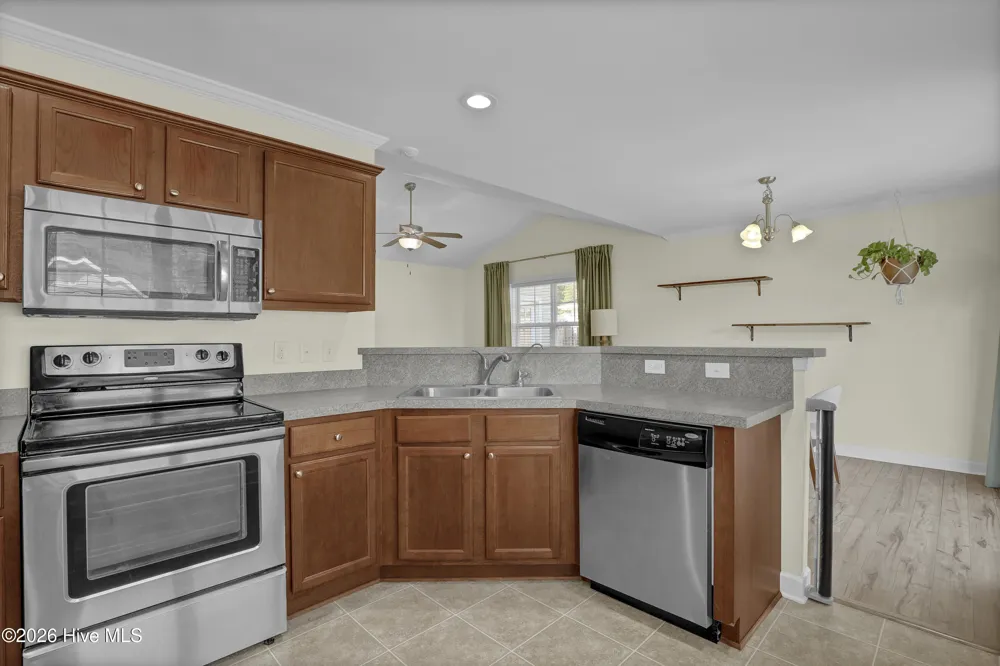 400 Blue Pennant Court Sneads Ferry, NC 28460