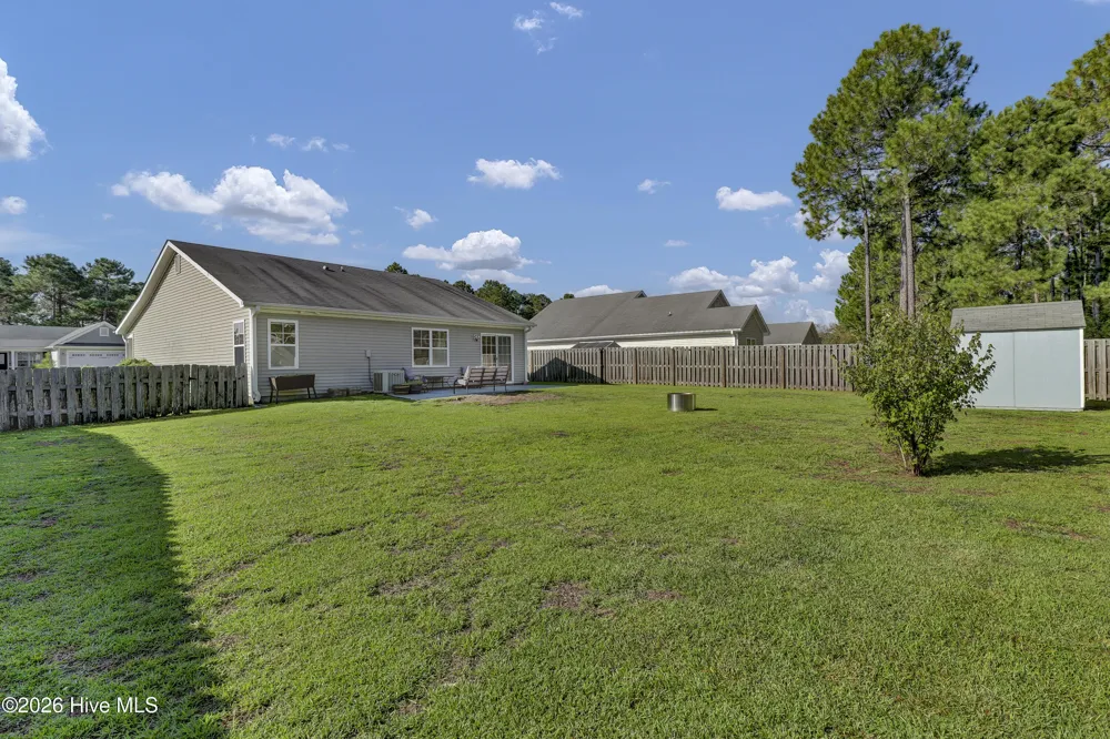 400 Blue Pennant Court Sneads Ferry, NC 28460