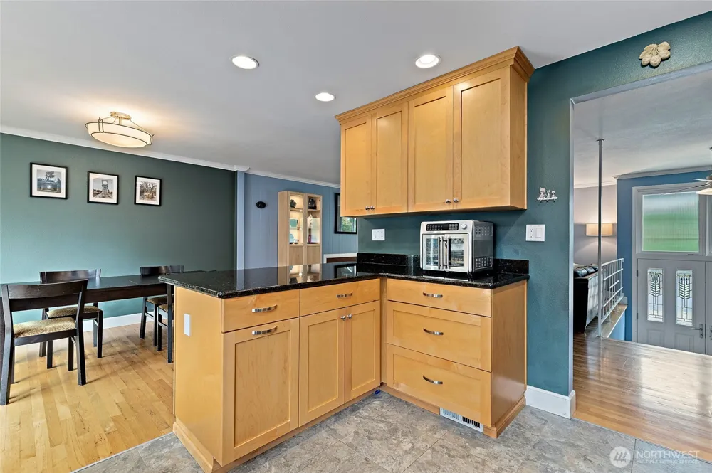 14859 NE 13th Street Bellevue, WA 98007