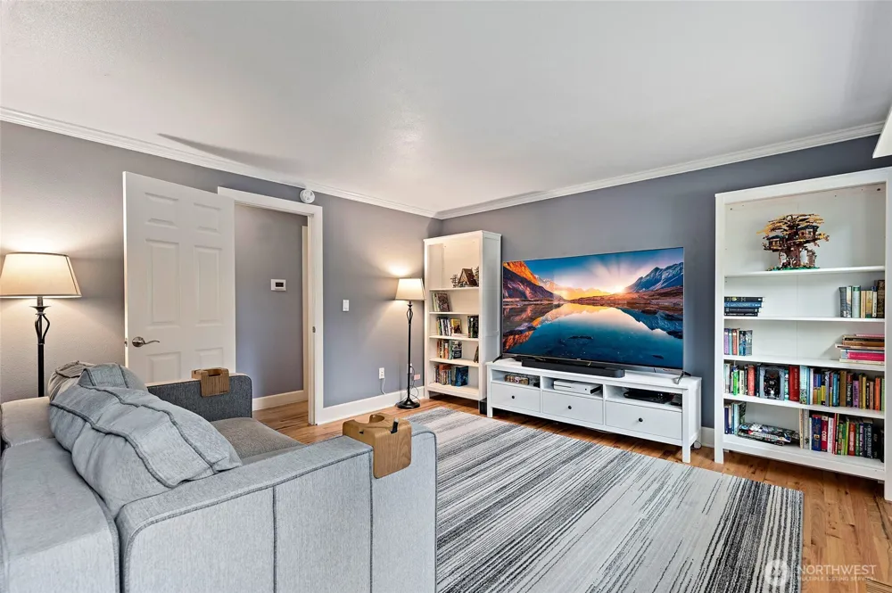 14859 NE 13th Street Bellevue, WA 98007