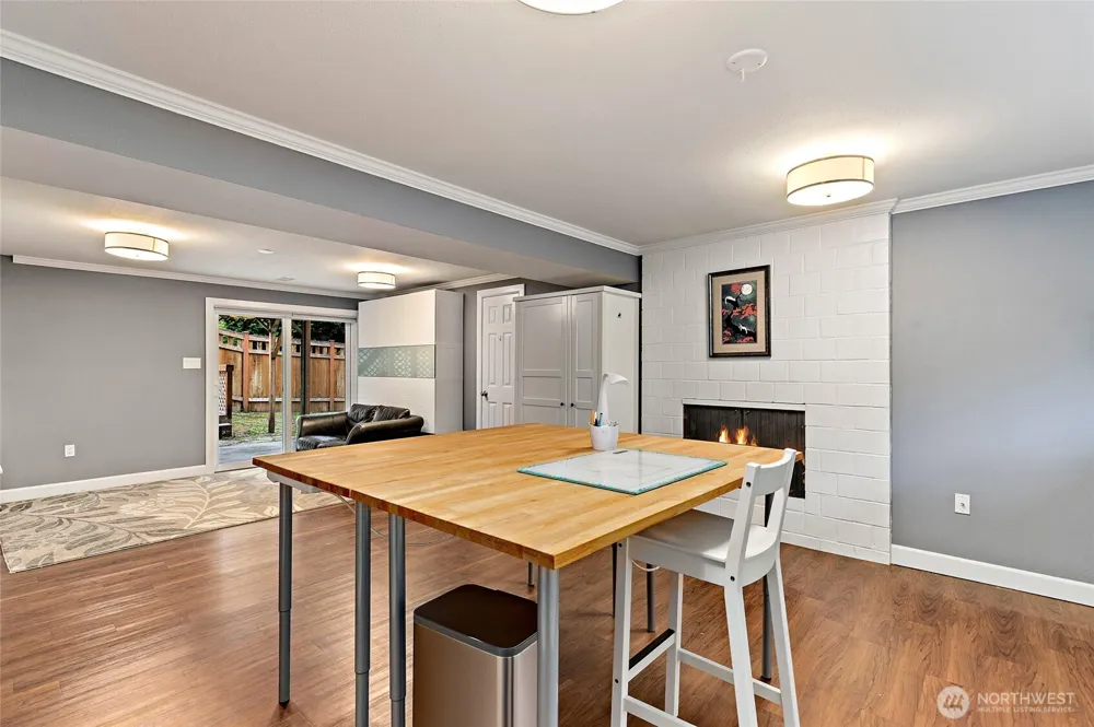 14859 NE 13th Street Bellevue, WA 98007