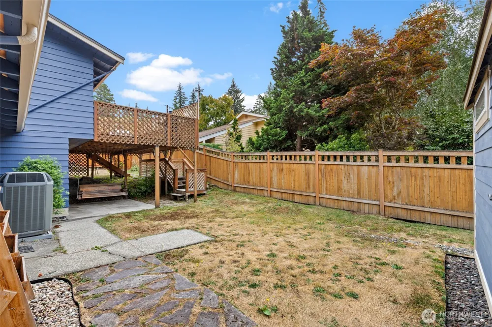 14859 NE 13th Street Bellevue, WA 98007