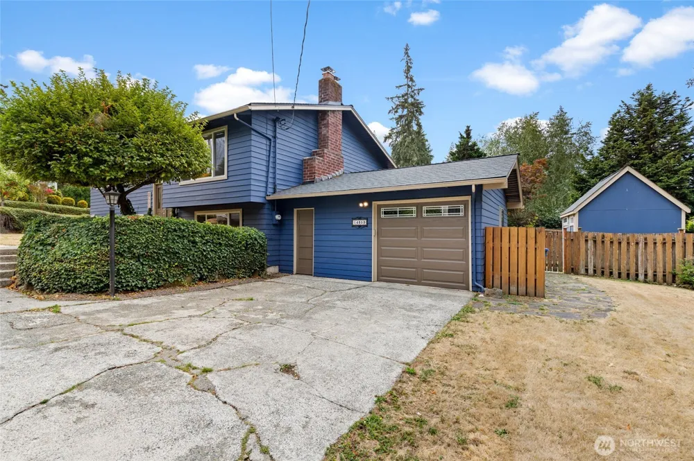 14859 NE 13th Street Bellevue, WA 98007