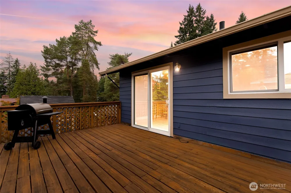 14859 NE 13th Street Bellevue, WA 98007