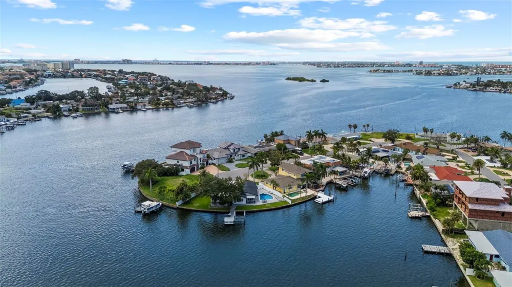 1514 SEA GULL DRIVE S St Petersburg, FL 33707
