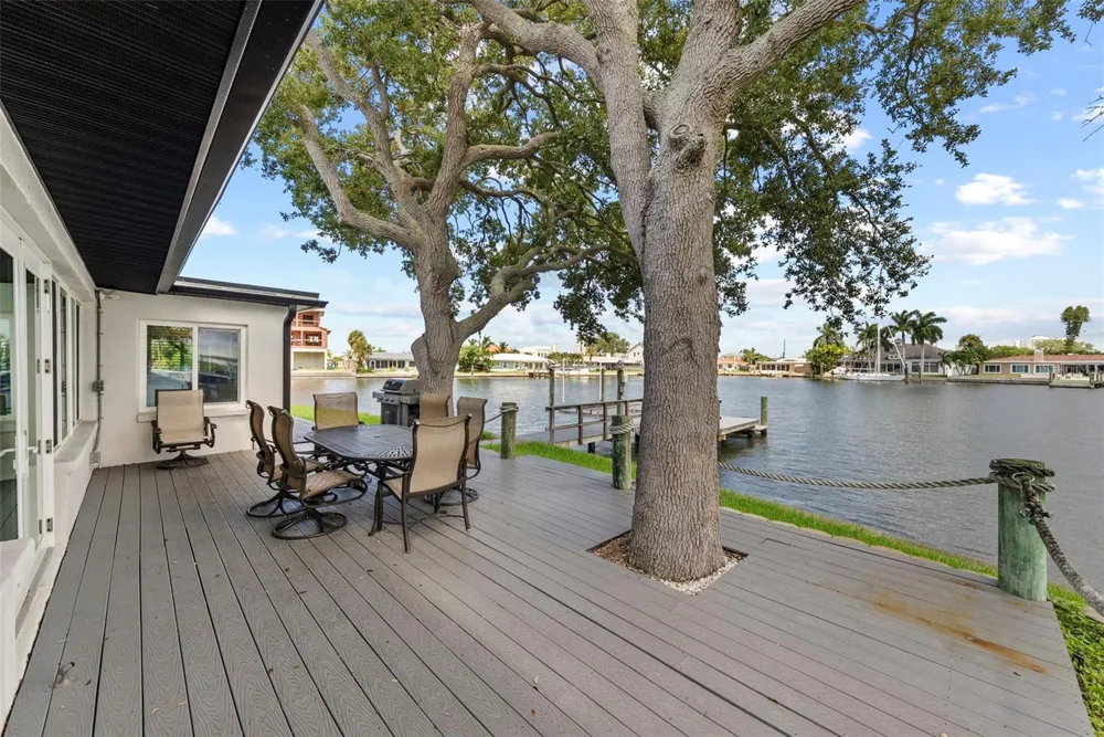 1514 SEA GULL DRIVE S St Petersburg, FL 33707