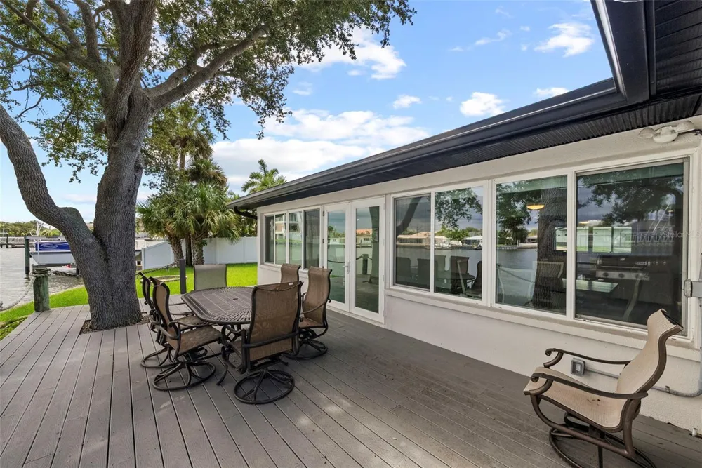 1514 SEA GULL DRIVE S St Petersburg, FL 33707