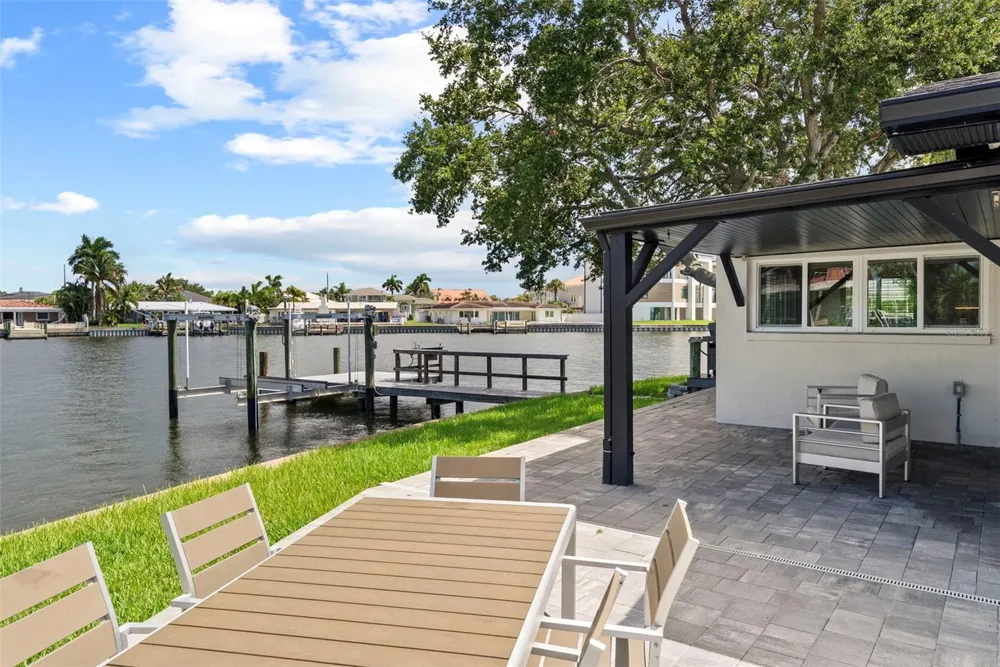1514 SEA GULL DRIVE S St Petersburg, FL 33707