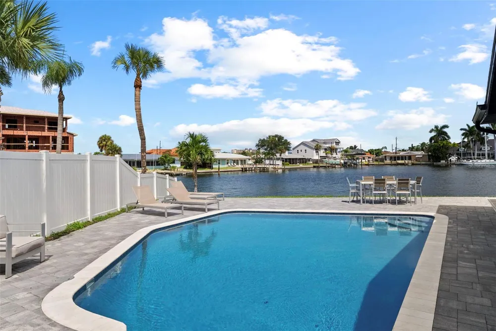 1514 SEA GULL DRIVE S St Petersburg, FL 33707