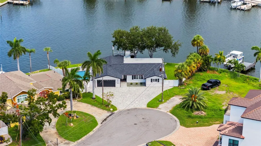 1514 SEA GULL DRIVE S St Petersburg, FL 33707