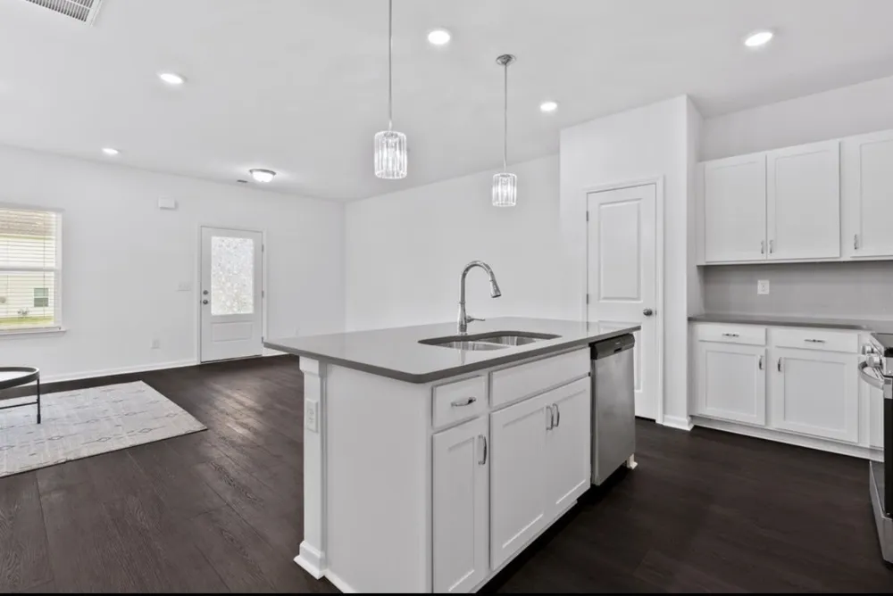350 Canonbury Dr Lebanon, TN 37087