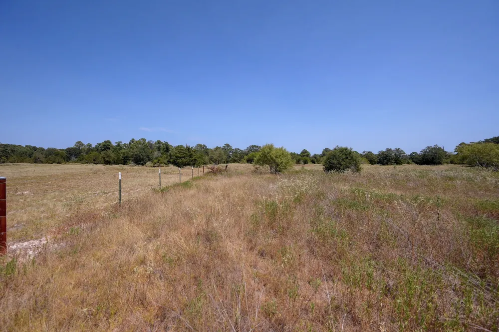 7604 US Highway 77 Highway La Grange, TX 78945