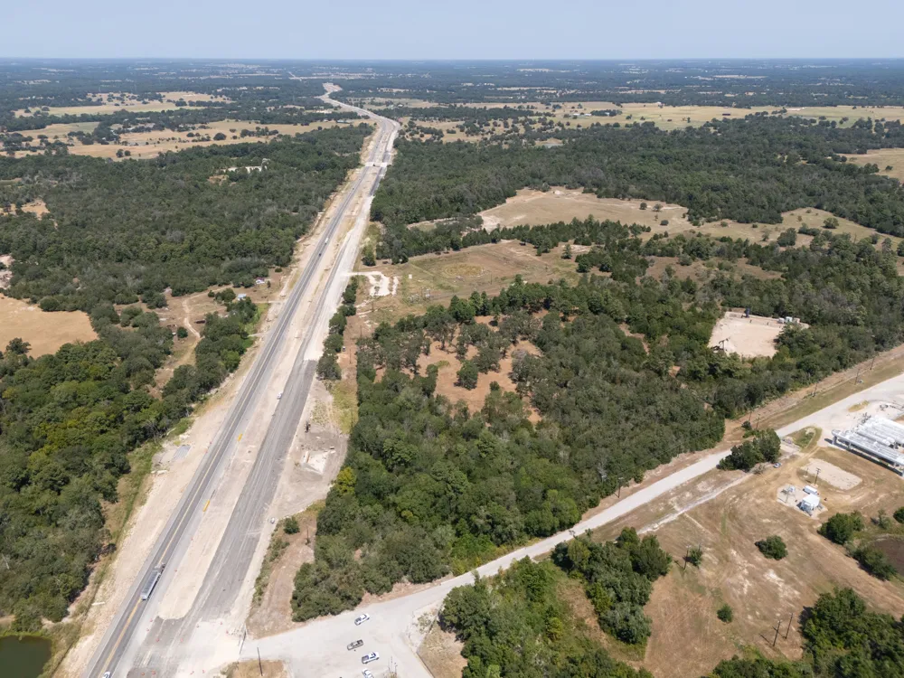 7604 US Highway 77 Highway La Grange, TX 78945