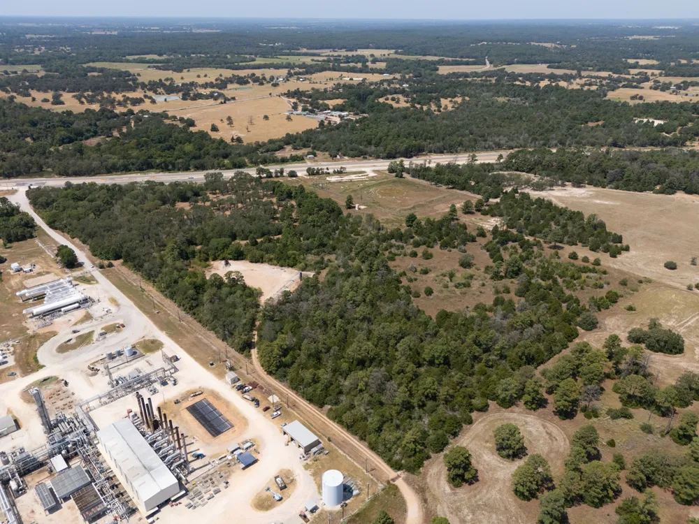 7604 US Highway 77 Highway La Grange, TX 78945