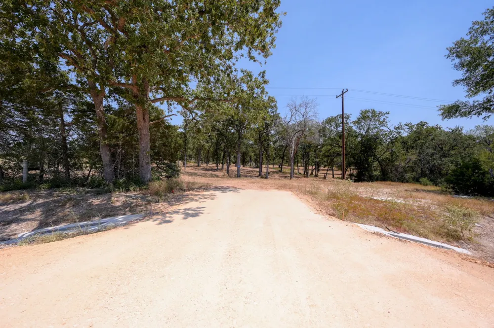 7604 US Highway 77 Highway La Grange, TX 78945