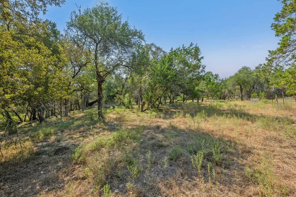 200 Buckskin Pass Driftwood, TX 78619